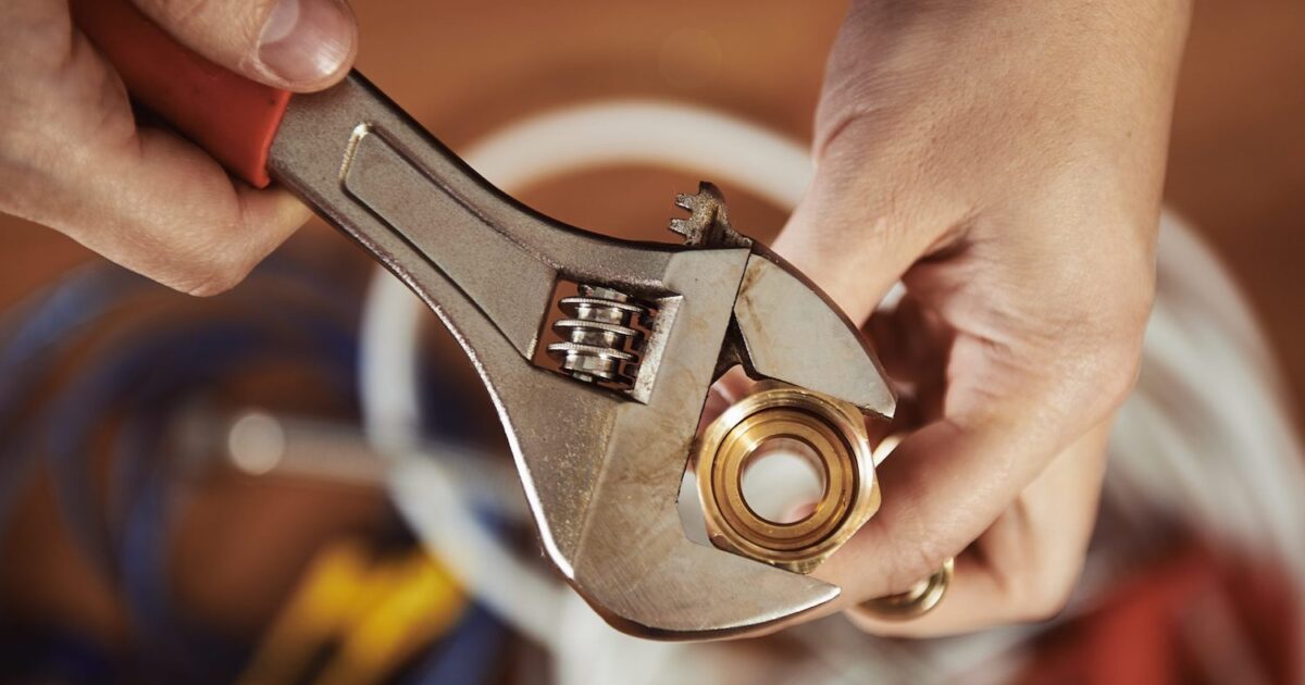 Plumbing Tools Every Plumbers Must Have: A Guide